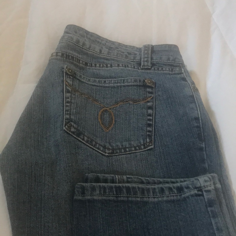 Jeans - Picture 3 of 5